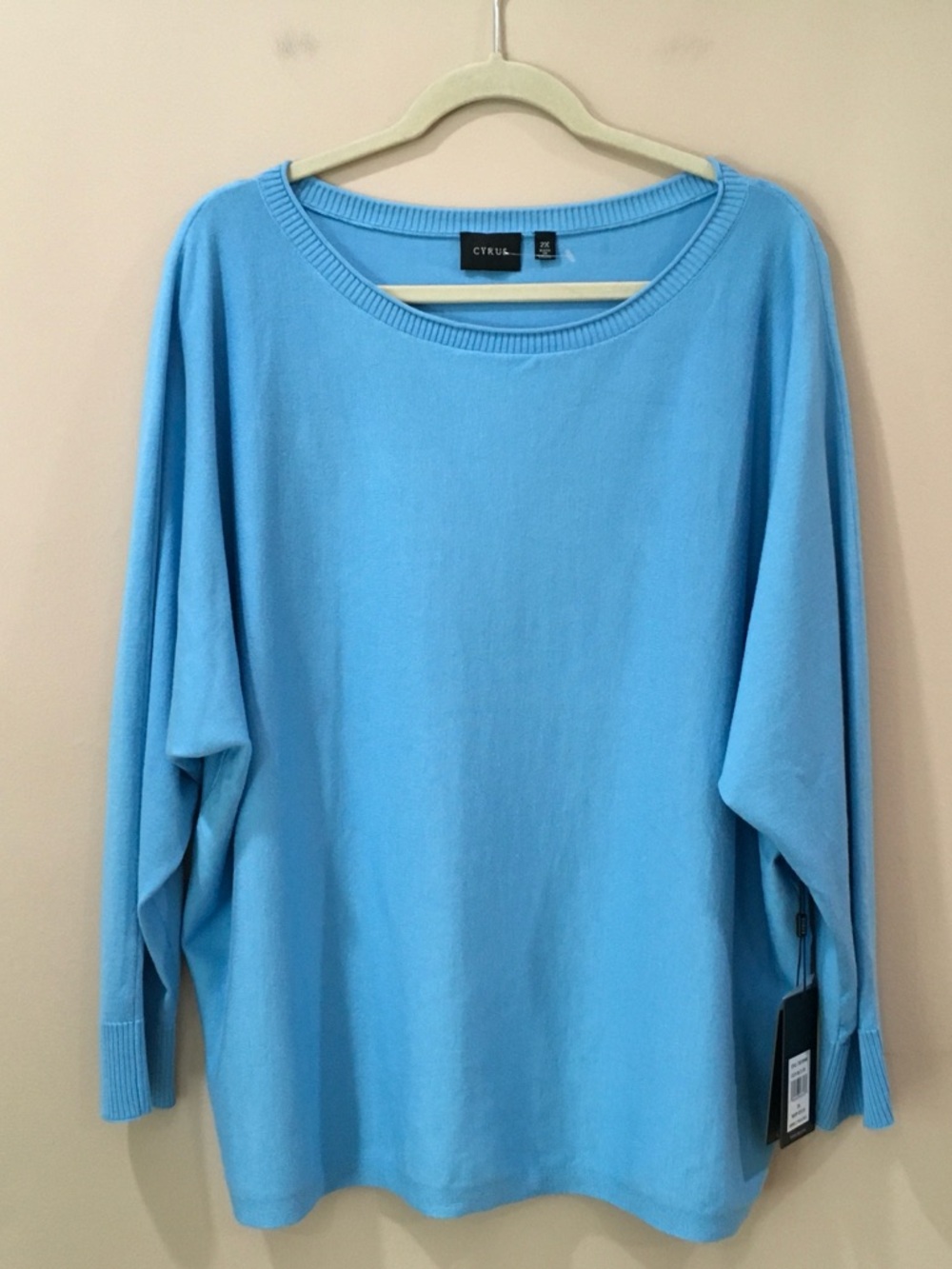 NWT Cyrus Women’s plus 2X blue tight Knit round Neck Dolman Sleeve Sweater Top